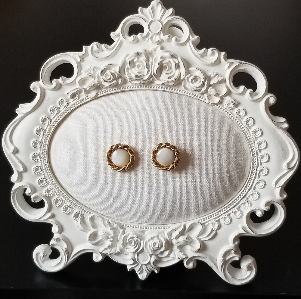 Round Pearly Gold Tone Earrings